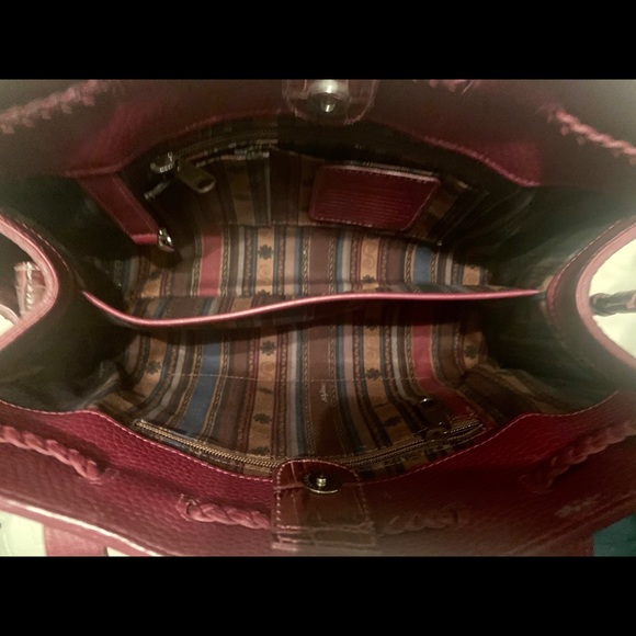 Wine color leather Brighton Handbag - Picture 3 of 8